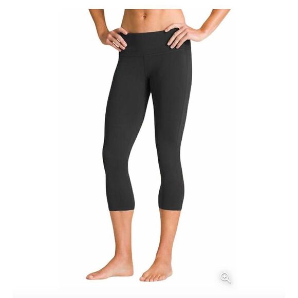 ATHLETA Chaturanga Midrise Cropped Leggings in Solid Black Size XS - Picture 1 of 9